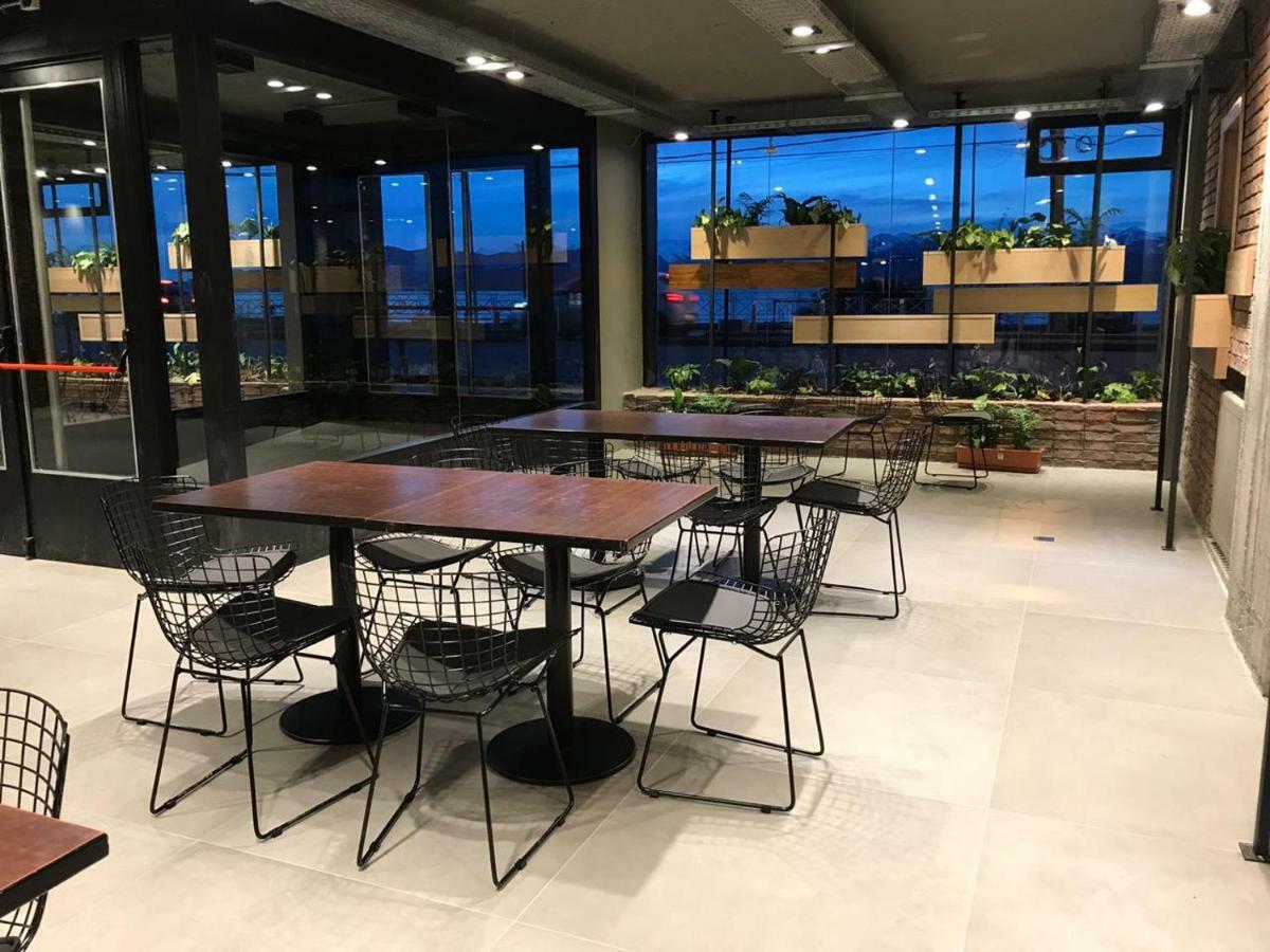 Hotel Eco Max San Carlos de Bariloche Bagian luar foto